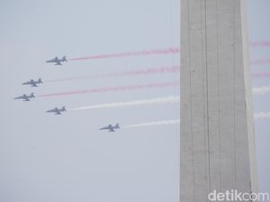 Video Baku Tembak di Atas Tank hingga Aksi Pesawat Tempur di HUT Ke-80 TNI