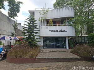 Mengintip Keunikan Bangunan ala Lokomotif di Bandung