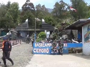 Tiga Pendaki Gunung Lawu Pingsan gegara Cuaca Buruk
