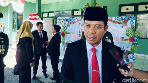 Bupati Dompu Bambang Firdaus. (Foto: Faruk/detikBali)