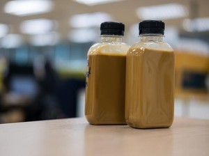 5 Cara Menyimpan Kopi Botolan supaya Nggak Cepat Basi