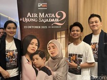 Titi Kamal Cerita Pengorbanan Ibu ke Anak Lewat Air Mata di Ujung Sajadah 2
