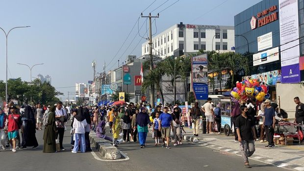 Suasana CFD Depok, Minggu (5/10).