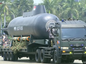 Atraksi Jet Tempur hingga Defile Alutsista Meriahkan HUT TNI di Monas