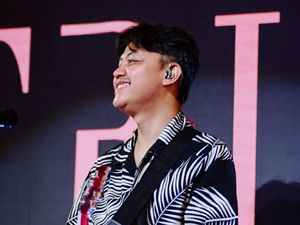 Denny Indrajaya Ajak Bernostalgia Lewat Single Katakan Kata Cinta