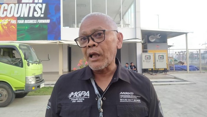 Dirut PT MGPA, Priandhi Satria, saat ditemui di Sirkuit Mandalika seusai balapan MotoGP, Minggu (5/10/2025). (Ahmad Viqi/detikBali)