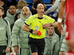 Eks manajer Enzo Maresca juga pernah kena kartu merah (Getty Images/Robin Jones)