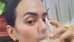 10 Potret Finalis Miss Indonesia Wayan Macrae Jualan Nasi Campur Bali Halal