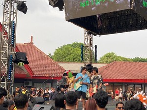 Jason Ranti X Dongker: Kolaborasi Gila, Gak Cuma Asal Bising