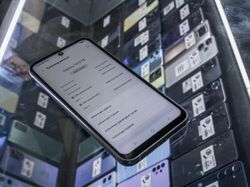 Komdigi Tegaskan Kebijakan Blokir IMEI Ponsel Bekas Bersifat Sukarela