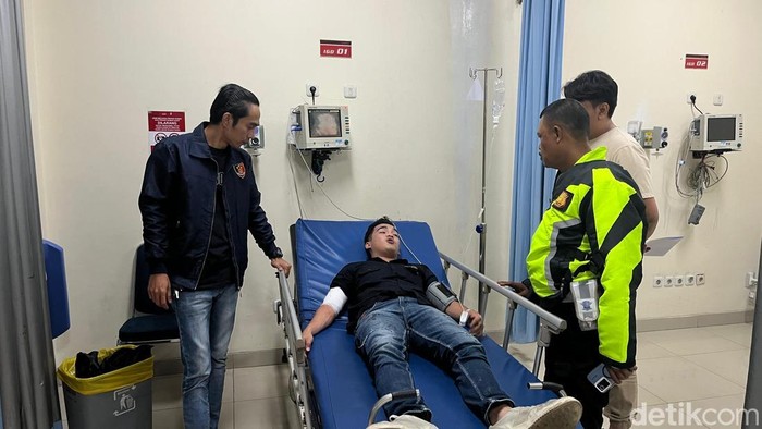 Korban anggota polri yang mengalami luka usai diserang sekelompok pemuda di Kota Bogor