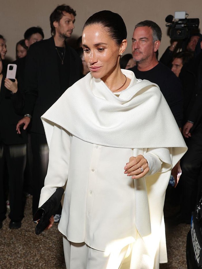 Meghan Markle di Paris Fashion Week (Photo by Vanni Bassetti/Getty Images for Balenciaga)