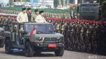 Momen Presiden Prabowo Cek Pasukan di Upacara HUT ke-80 TNI