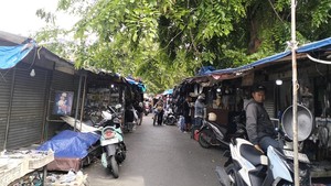 Fakta Pasar Loak Jatinegara, Harta Karun di Tengah Tumpukan Barang Bekas