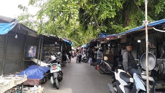 Fakta Pasar Loak Jatinegara, Harta Karun di Tengah Tumpukan Barang Bekas