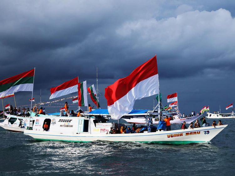 Pesta Nelayan Meriahkan Laut Mamuju, Warga Rayakan Rasa Syukur
