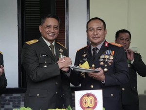 Kapolda Riau: Selamat HUT TNI Ke-80, Teruslah Mengabdi Seperti Pohon