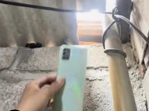 Wanita Kos di Gresik Pergoki HP Rekam Saat Mandi, Pelaku Tetangga