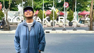 Tak Lagi Jadi Menkeu, Sri Mulyani Sibuk Liburan ke Yogya