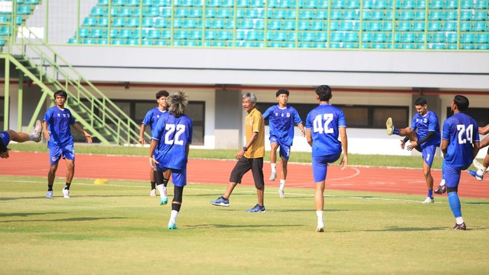 Pemain Sumsel United saat menggelar latihan sebelum menghadapi Bekasi City
