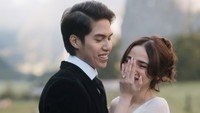 Syifa Hadju meminta maaf kalau gak bisa balas satu per satu doa dari orang-orang. Maaf kami tidak bisa membalas satu per satu, tetapi ketahuilah bahwa kami sangat menghargai setiap pesan dan doa, tulisnya. (Foto: dok. Instagram @syifahadju)