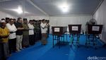 Suasana Haru Serah Terima 3 Jenazah Korban Ambruk Bangunan Ponpes Sidoarjo