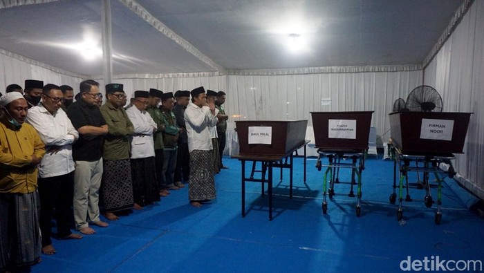 Tiga Jenazah Korban Musala Ambruk Ponpes Al Khoziny Teridentifikasi