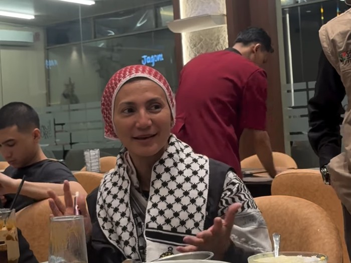Zaskia Adya Mecca