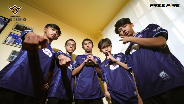 Free Fire World Series (FFWS) Southeast Asia (SEA) 2025 Fall resmi berakhir. Dua tim asal Indonesia sukses mengamankan tiket menuju kejuaraan dunia Free Fire, yakni FFWS Global Finals 2025.