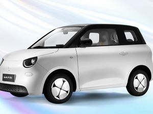 Wuling Bikin Merek Mobil Listrik Baru buat Anak Muda