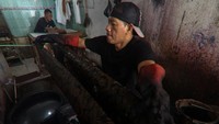Kemenperin menyebut peningkatan ekspor ini tak lepas dari inovasi desain, penguatan promosi, serta dukungan digitalisasi industri batik, terutama bagi pelaku usaha kecil dan menengah. ANTARA FOTO/Yulius Satria Wijaya