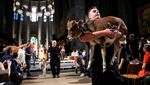 Dari Unta hingga Ular, Semua Diberkati di Katedral Manhattan