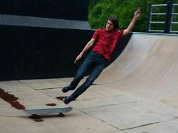 Detik-detik Kena Sial yang Tertangkap Kamera, Pas Banget!