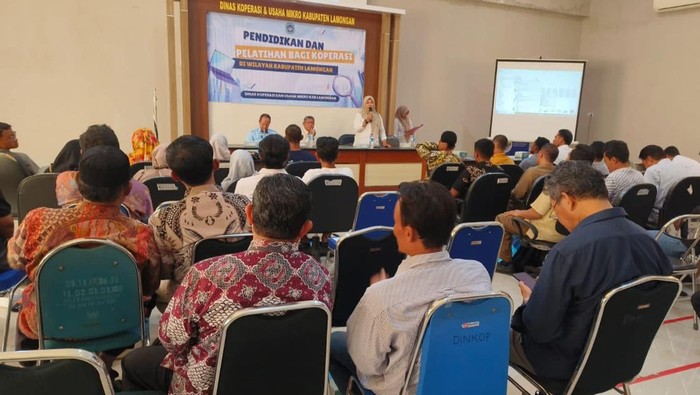 Diskopum Lamongan menggelar pendidikan dan pelatihan bagi 50 pengurus KDKMP