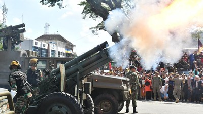 Momen Parade Pasukan dan Alutsista pada HUT Ke-80 TNI di Medan