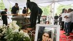 Istri Ketujuh Presiden Soekarno, Yurike Sanger, Dimakamkan di TPU Tanah Kusir