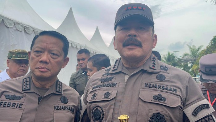 Jaksa Agung ST Burhanuddin (kanan)-(Rumondang/detikcom)
