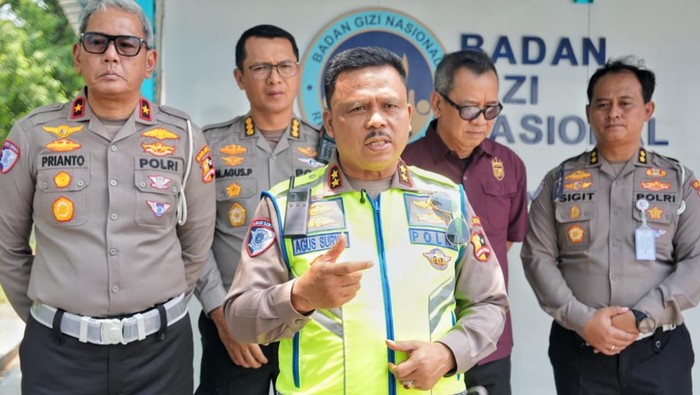 Kakorlantas Polri Irjen Agus Suryonugroho mengunjungi pembangunan dapur SPPG Polri untuk program makan bergizi gratis (MBG) di Pusat Pendidikan (Pusdik). (Dok istimewa).