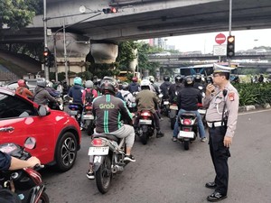 Ada Kecelakaan di Cawang, Lalin MT Haryono Arah Pancoran Macet Pagi Ini