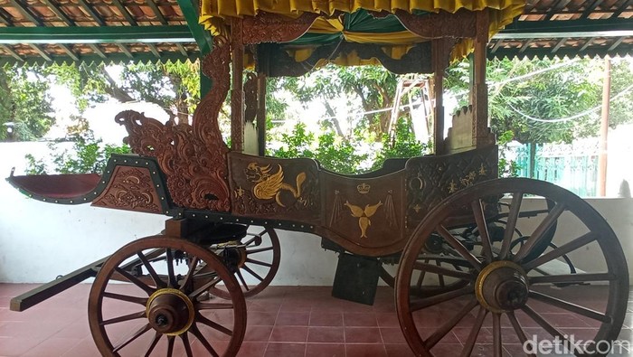 Kereta Ki Jurumudi di Keraton Kacirebonan