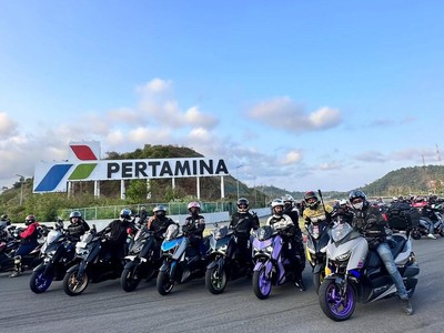 Komunitas Motor Yamaha XMAX Bandung