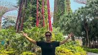Tahun lalu, George pernah main ke Garden by the Bay Singapura. Kemenangan Russell di Singapura membawanya mengumpulkan 237 poin di klasemen pebalap F1 dan masih memiliki kesempatan naik peringkat lagi lantaran masih ada enam seri tersisa.