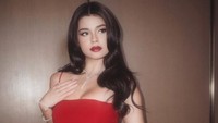 Maria Theodore berusia 23 tahun. Ia mulai disorot setelah tampil apik di serial Zona Merah. (Foto: dok Instagram mariatheodoree)
