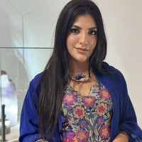 Meski menjadi wanita Emirat pertama yang tampil di Miss Universe, Mariam bukanlah satu-satunya wakil dari dunia Arab. Tahun lalu, Emilia Dobreva, model asal Kosovo (negara di Eropa Tenggara) yang lama menetap di Dubai sempat mewakili UEA dalam ajang yang sama. Foto: dok. Instagram @mimim7md1