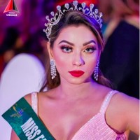 Dikatakan jika Meghna pertama kali bertemu Essa di sebuah acara di Dhaka tahun lalu. Dilansir Independent, Essa pernah memberinya Quran, sajadah, dan mukena sebagai hadiah. Kemudian pria itu mengirim bunga, perhiasan, dan bahkan 200 kg kurma berlabel hadiah dari raja Arab Saudi. Foto: Instagram Meghna Alam