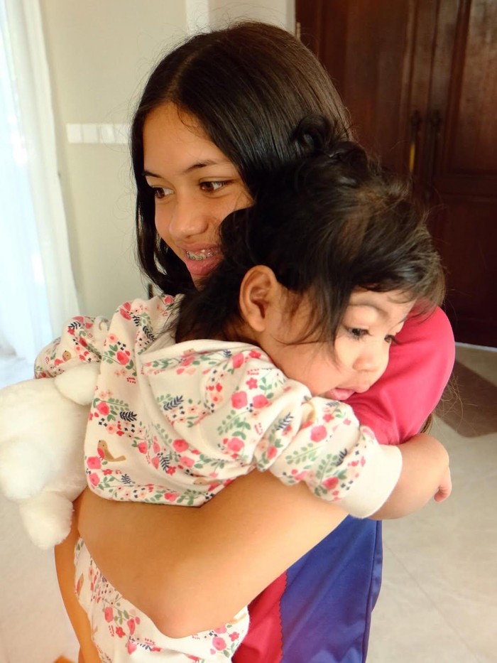 Nana Mirdad Nana Mirdad