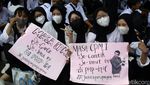 Nasib Terkatung-katung, Calon PMI ke Korsel Demo Kementerian