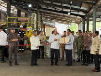 Jaksa Agung Serahkan 6 Smelter Rampasan Korupsi Rp 300 T ke Wamenkeu