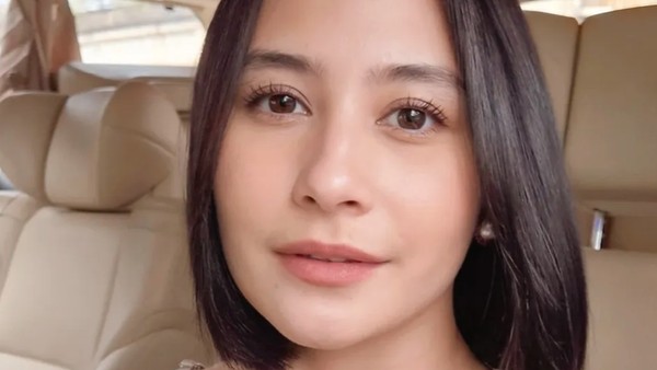 7 Potret Prilly Latuconsina yang Makin Fresh Dengan Gaya Rambut Bob Pendek