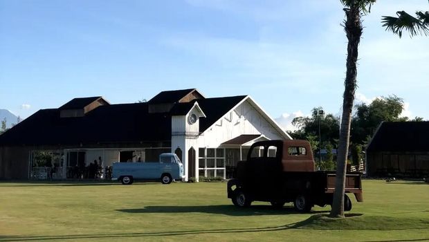 Rustic Market By The Lake di Graha Natura Surabaya Rustic Market By The Lake di Graha Natura Surabaya